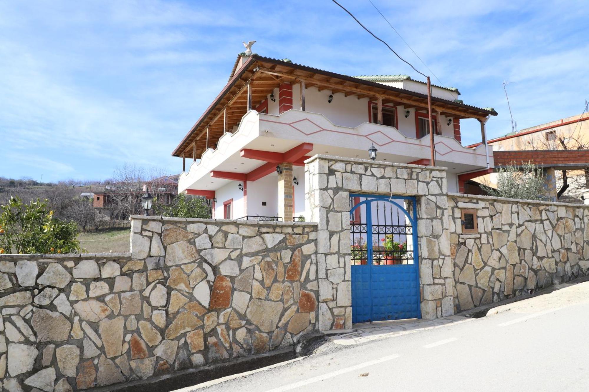 Villa Xherimeja Family Oasis Berat Rom bilde